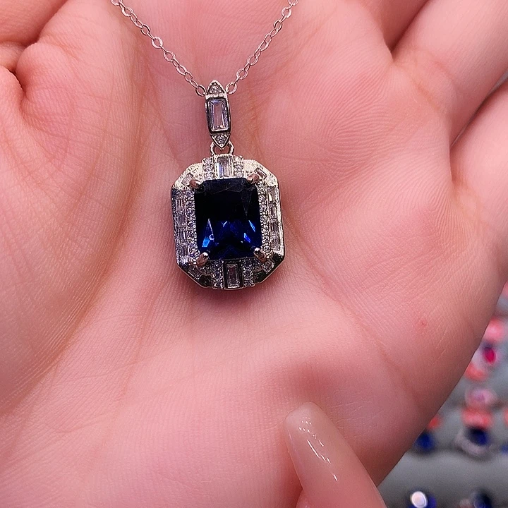 蓝宝石吊坠(赠链)银S925镶嵌