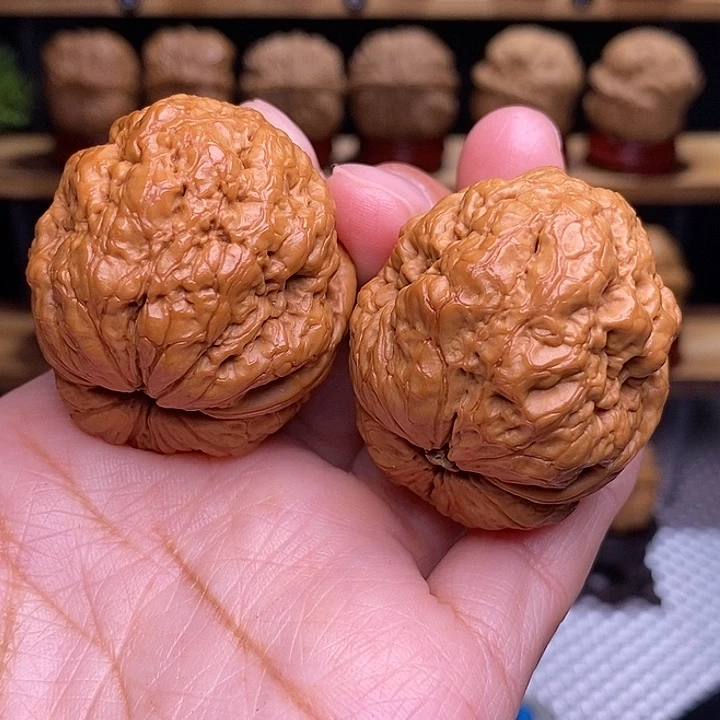 文玩核桃吊坠帝王蝉36