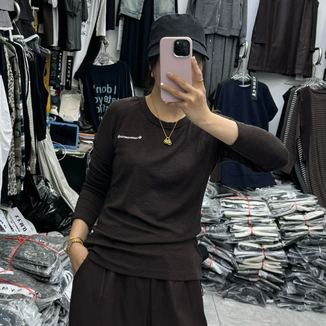 净版高弹舒适圆领打底衫长袖显瘦时尚百搭