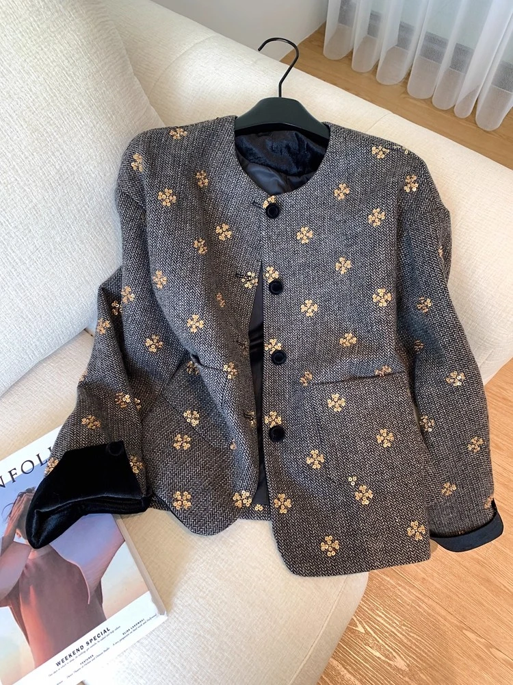 国风复古亮片刺绣小香风外套女秋季短款高级感撞色独特好看的上衣