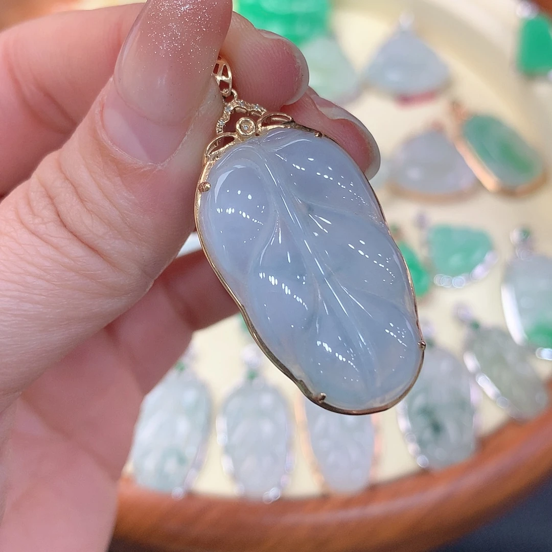 翡翠18K金镶嵌吊坠(不含链)