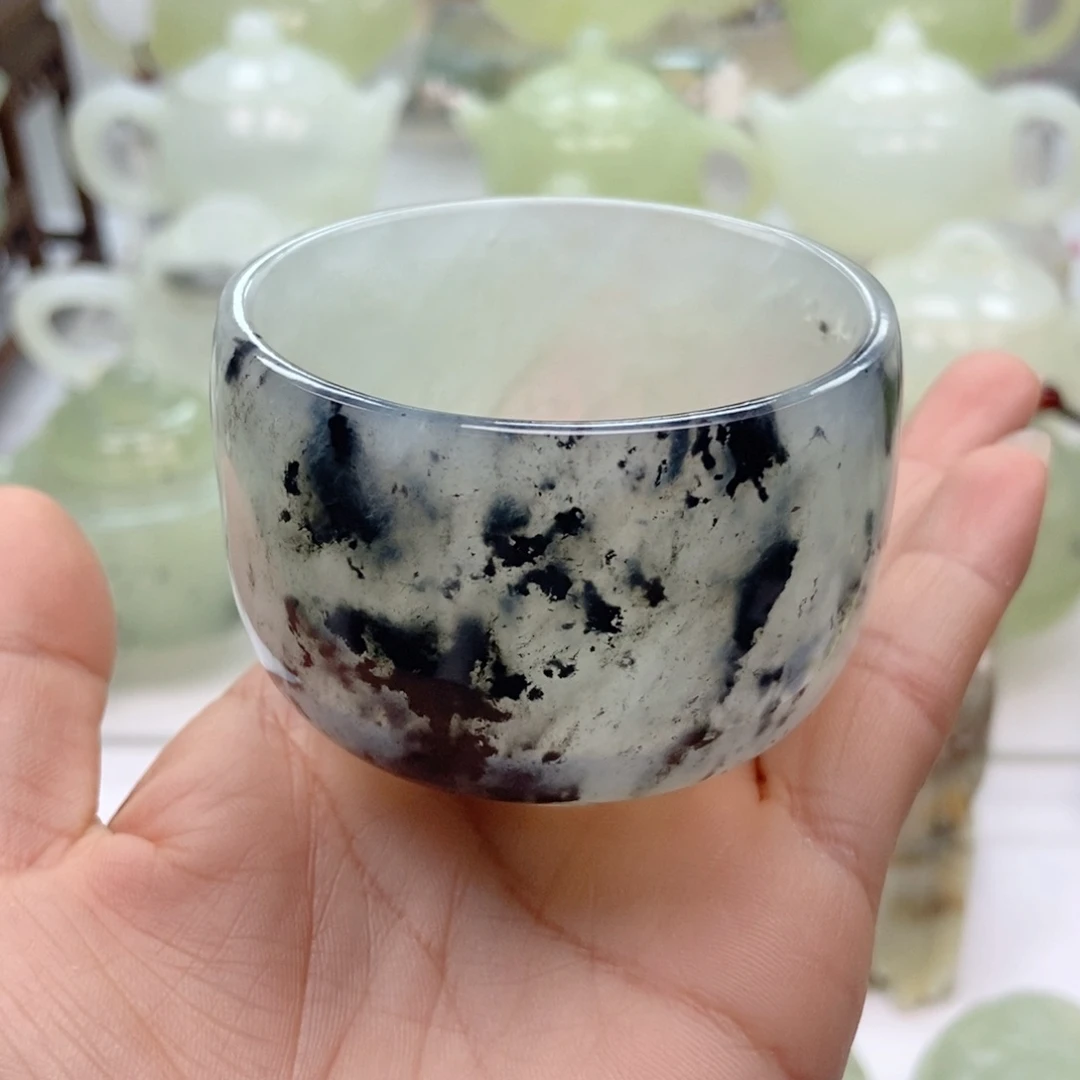 蛇纹石玉未镶嵌水杯