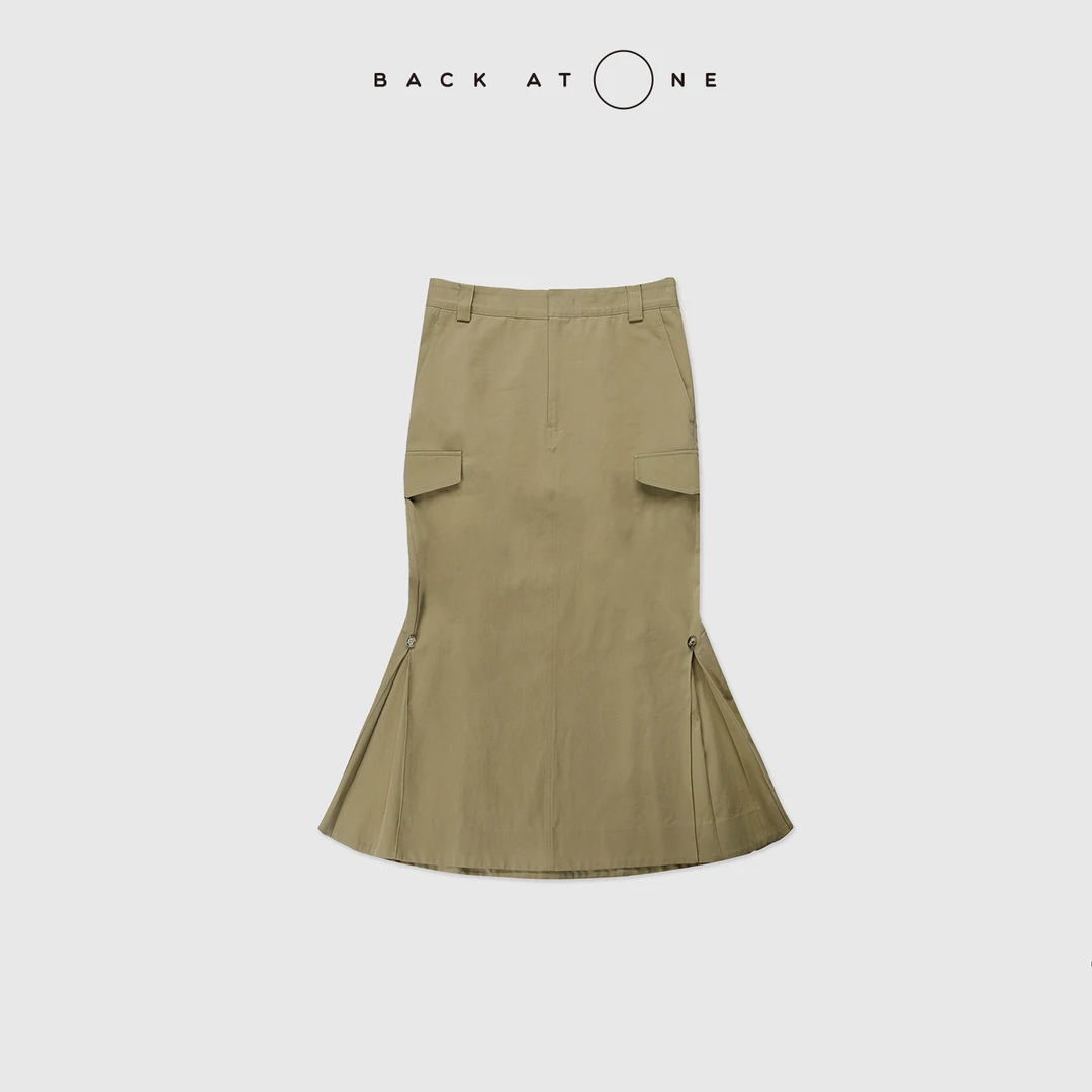 BackAtOne “棉壳鱼尾”下摆加大褶工装风棉感鱼尾裙 BFS-2BH287Q-K