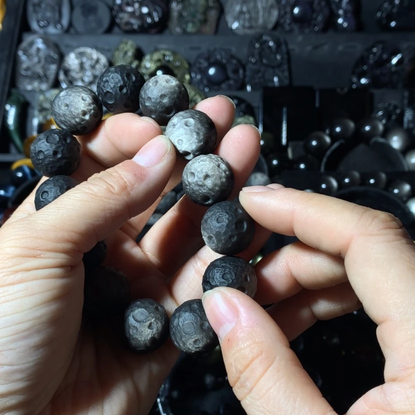 【闪购商品】黑曜岩手串未镶嵌神**征