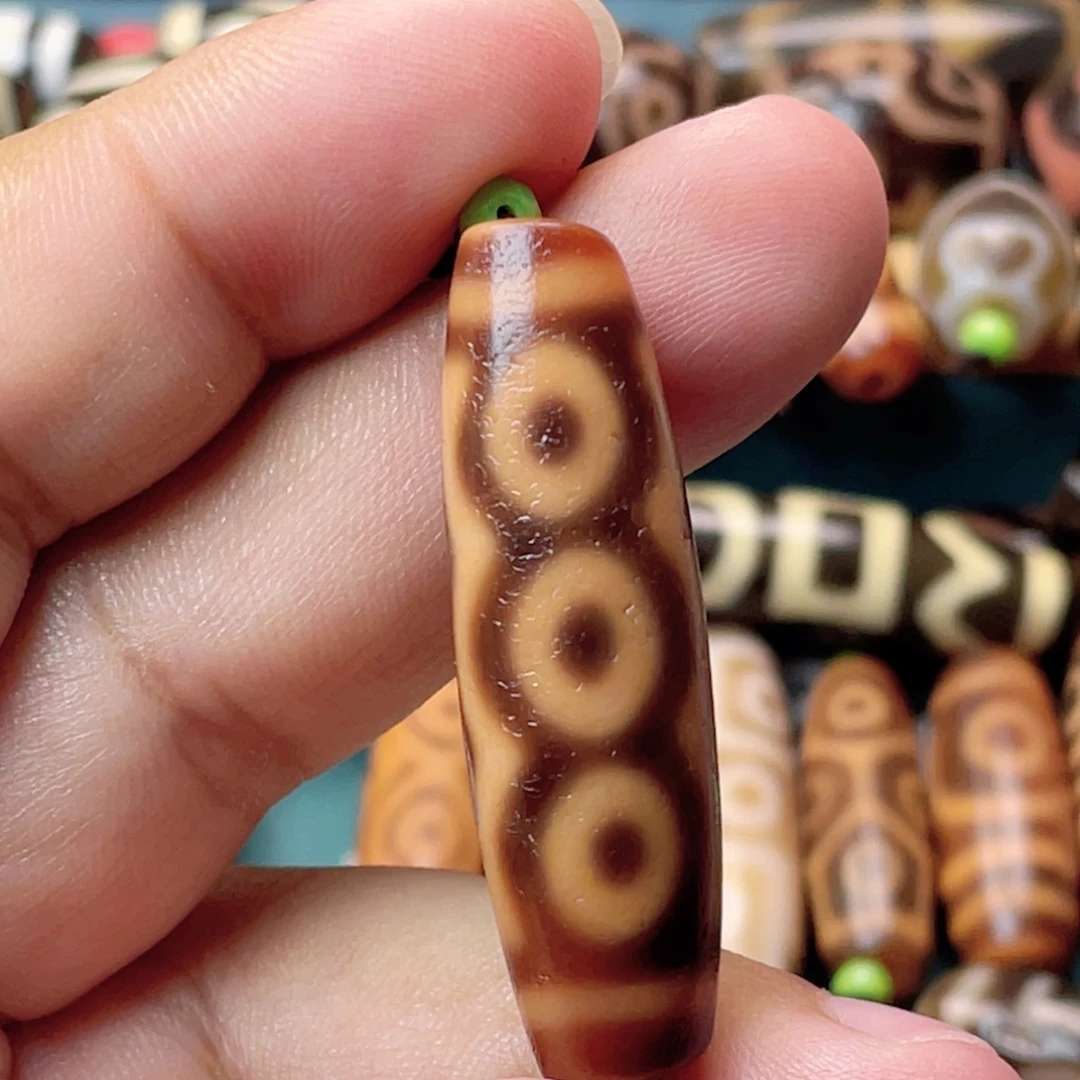 玛瑙/玉髓未镶嵌颈饰小卢宝瓶三