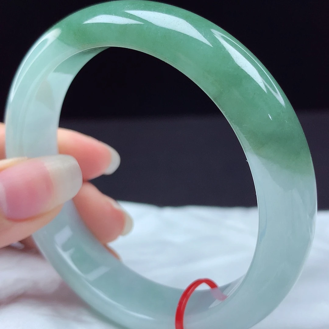 未镶嵌手镯翡翠83079，