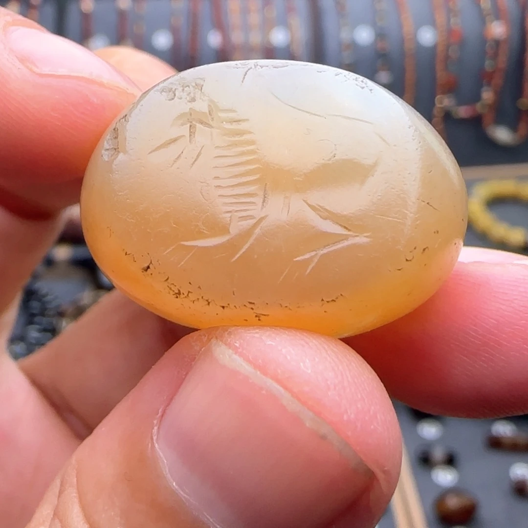 未镶嵌颈饰玛瑙/玉髓