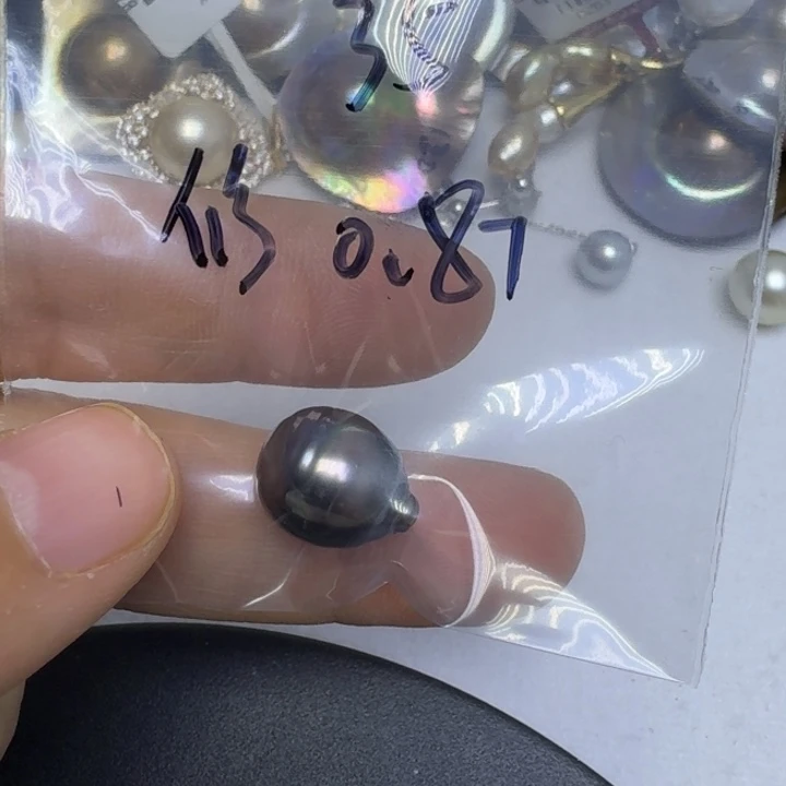 用***6海水珍珠颈饰未镶嵌