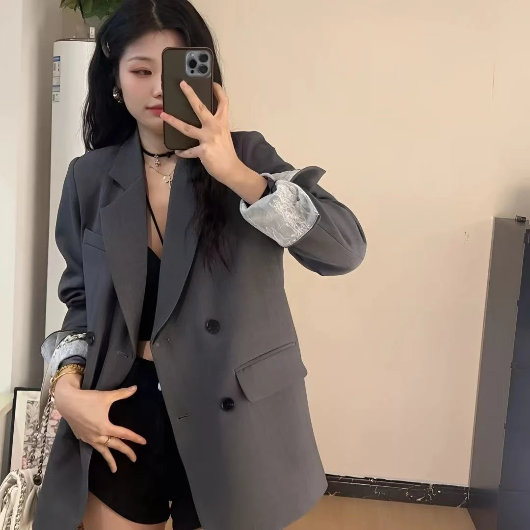 灰色小西装外套女长袖2025秋季爆款洋气蕾丝拼接休闲百搭西服上衣