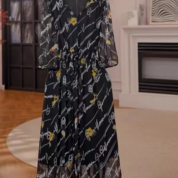 夏季V领2025年时尚显瘦收腰高级感高腰连衣裙2-036