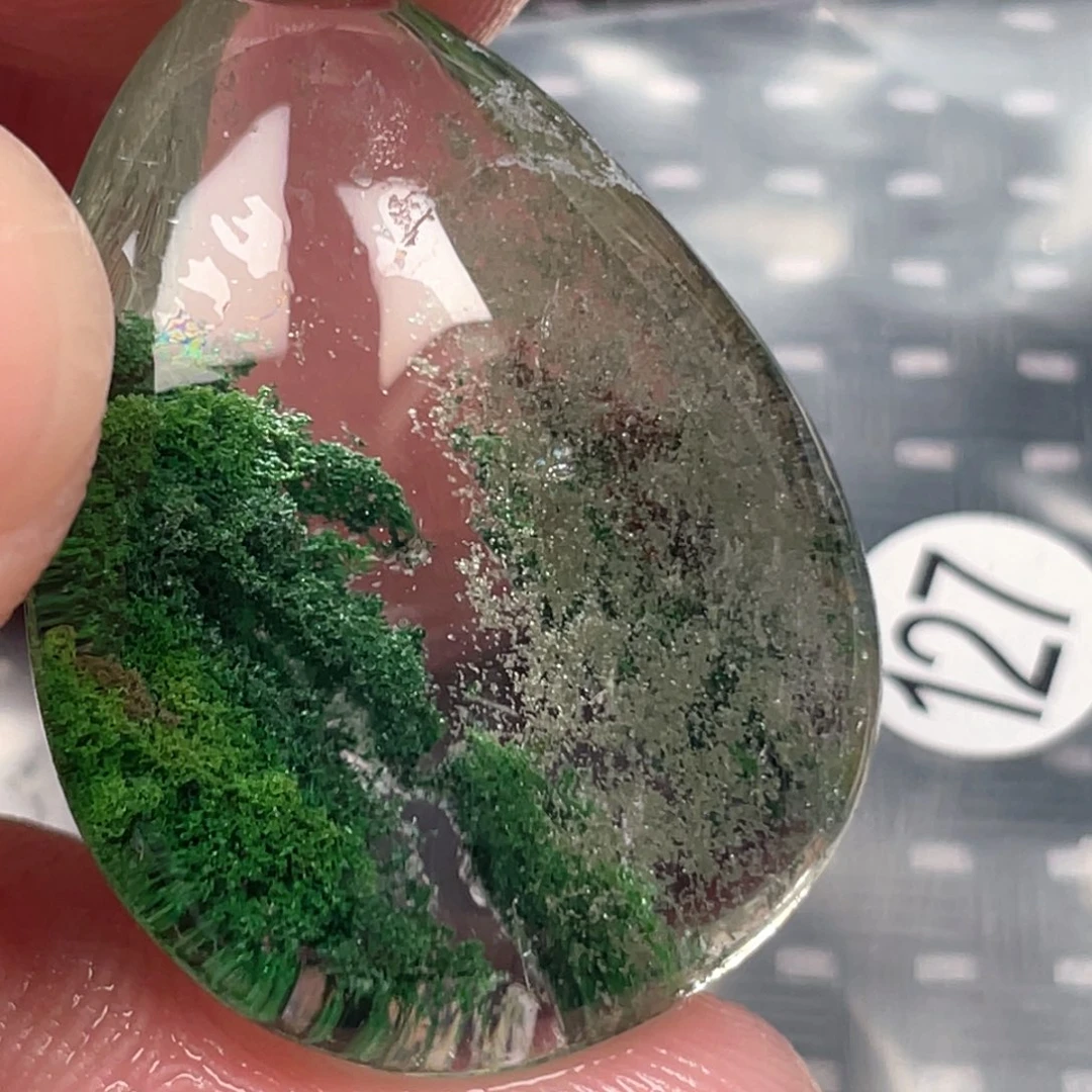 【闪购商品】颈饰未镶嵌水晶是**呀
