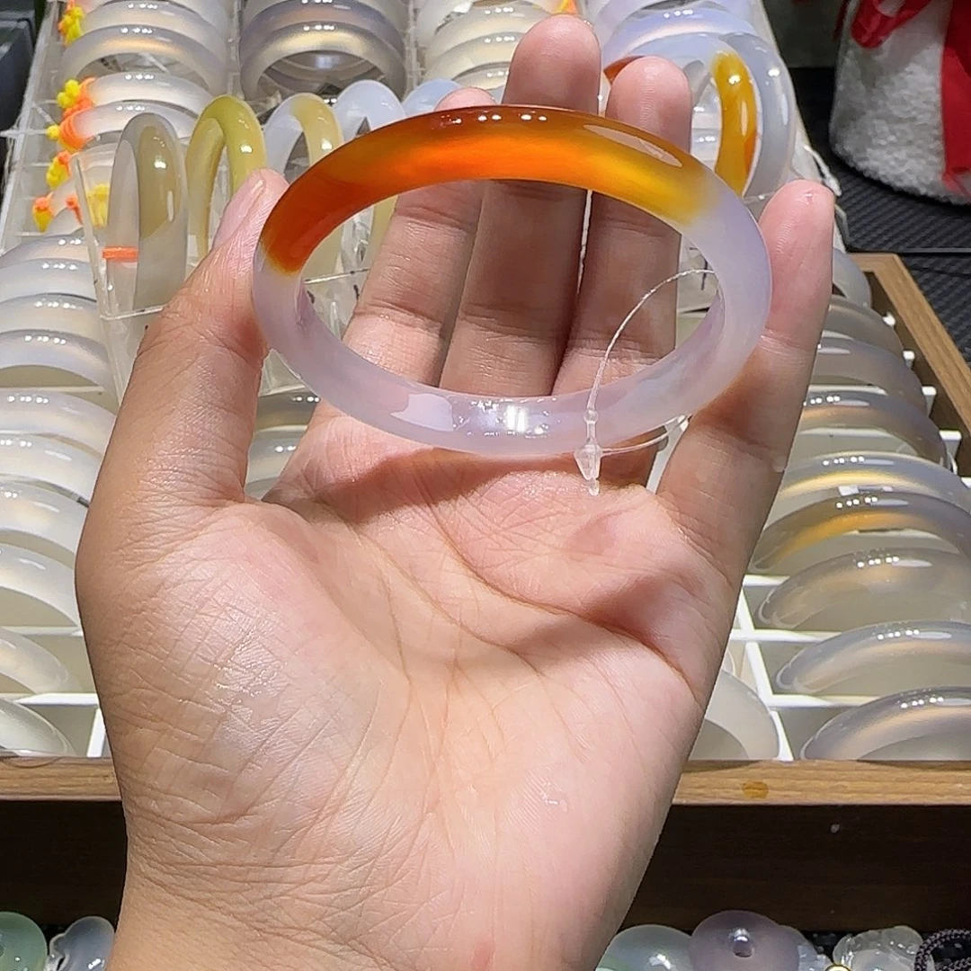 手镯玛瑙/玉髓未镶嵌57一口糖