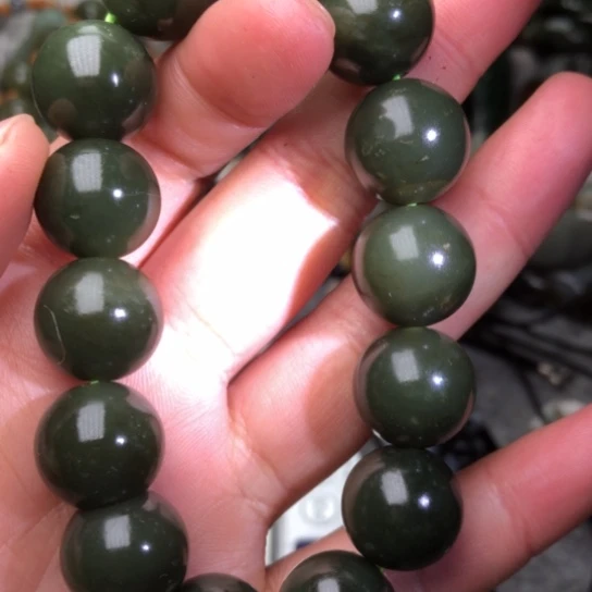 和田玉把件未镶嵌