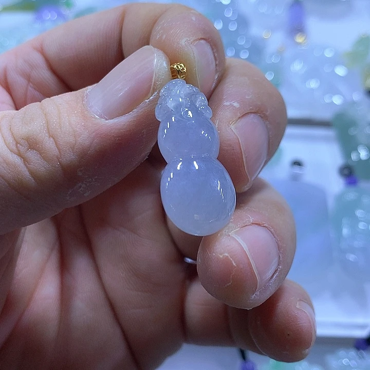 翡翠18K金镶嵌颈饰天然翡翠A货吊坠