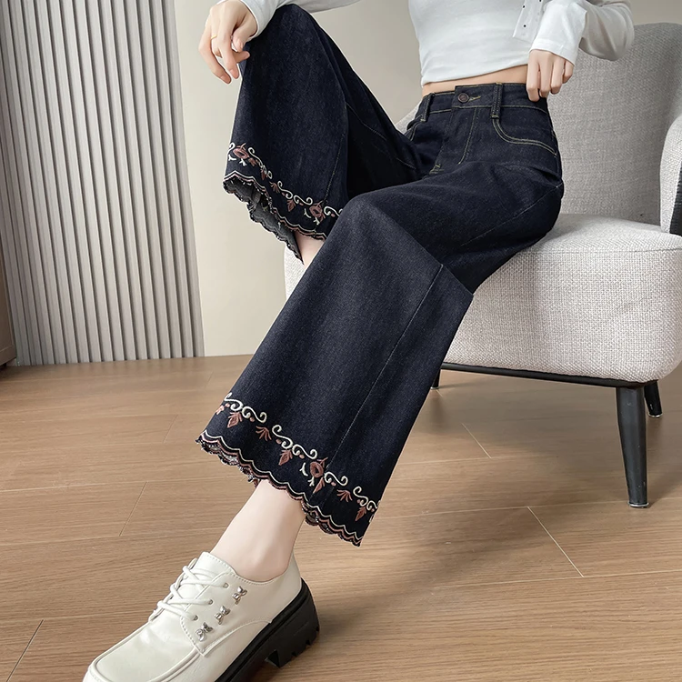 超火国风刺绣花边阔腿牛仔裤女2025秋季新款小个子弹力九分直筒裤