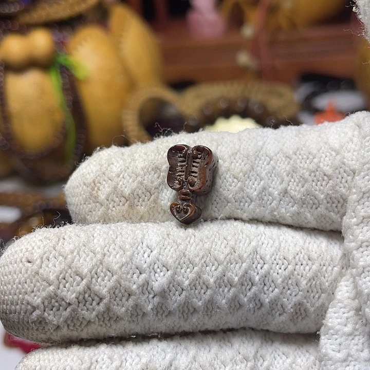 手串星月菩提雕刻芭蕉扇