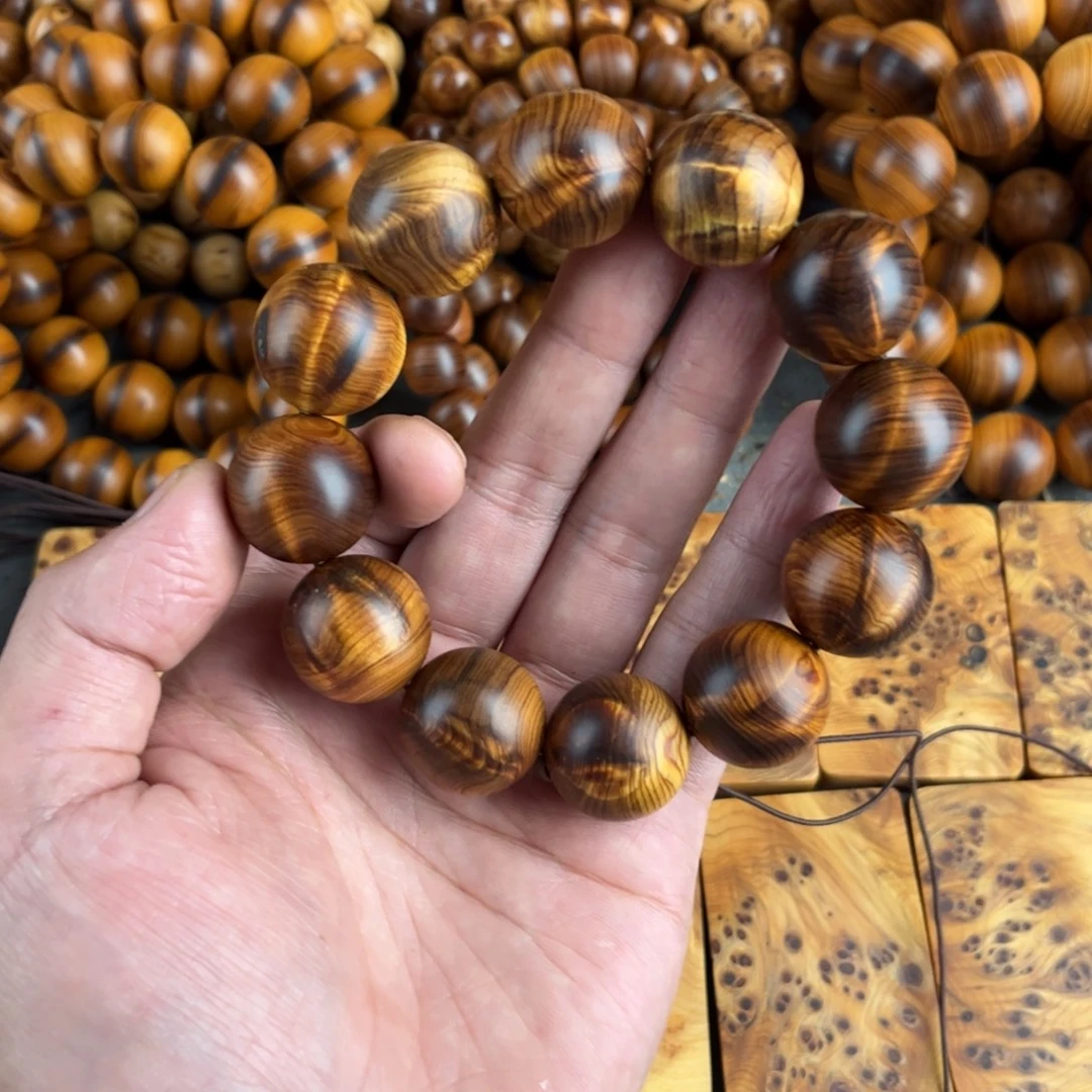 其他柏木（崖柏）2.0泥膏黑骨闪电