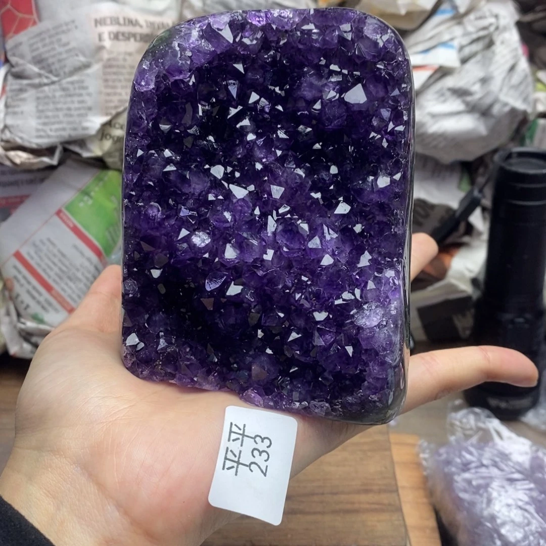 未镶嵌水晶大型摆件（非配饰）