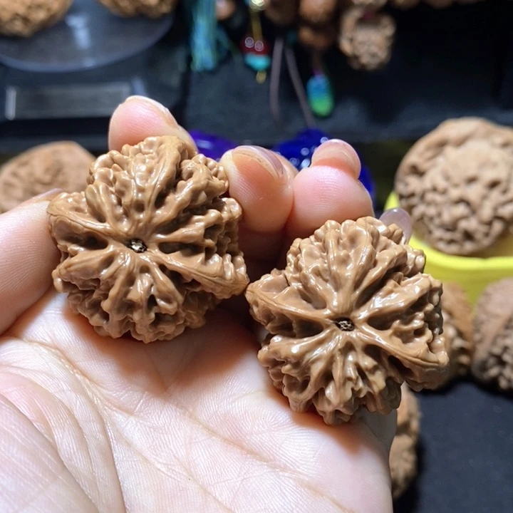 桃核吊坠秦闷全品36➕尺打好底的