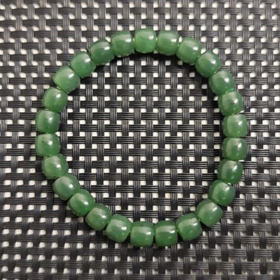 和田玉未镶嵌手串