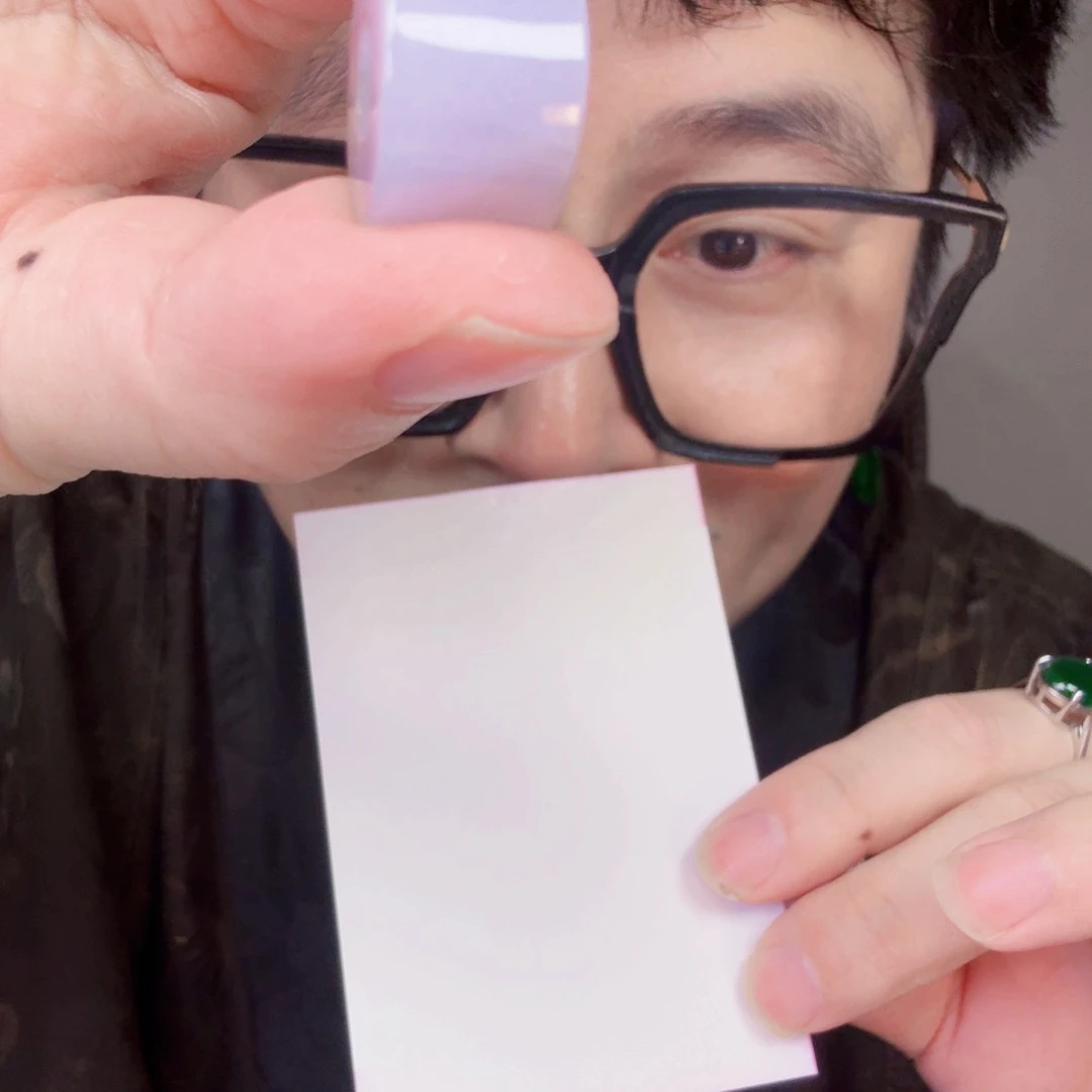 翡翠未镶嵌颈饰一件