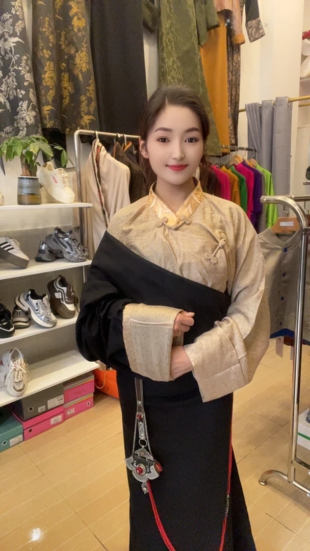 藏袍套装春夏女款时尚民族特色服装轻奢藏式便服大气藏装复古藏服