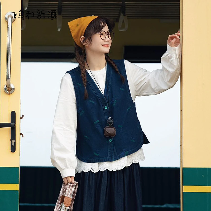 飞鸟和新酒V领绣花无袖短款牛仔小外套女春休闲小马甲FD510113007