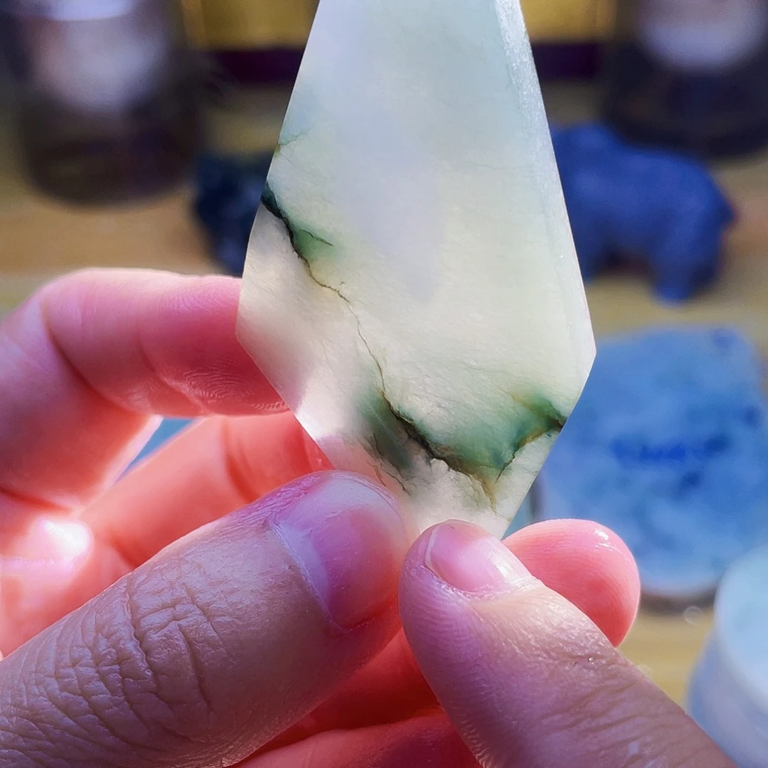 颈饰未镶嵌翡翠毛料29