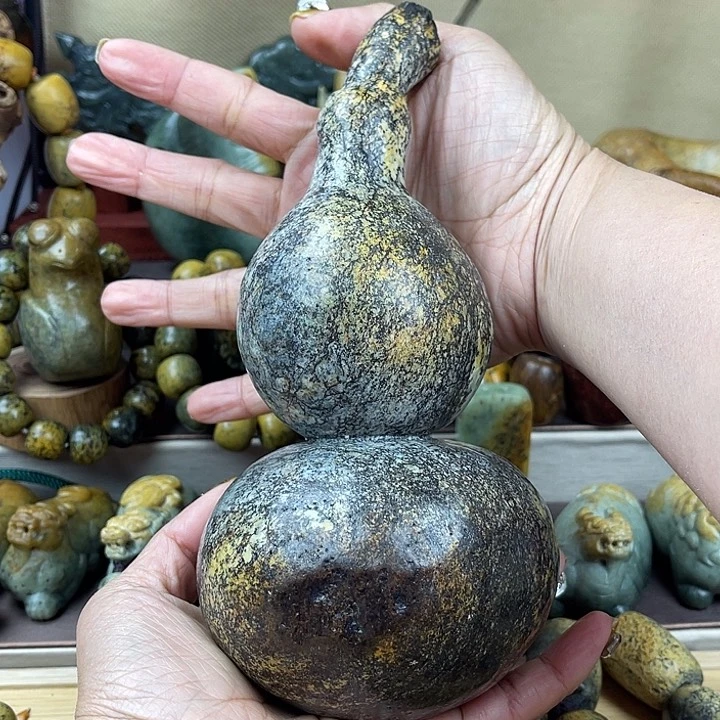 岫岩河磨玉（透闪石质玉）摆件未镶嵌隆*迪