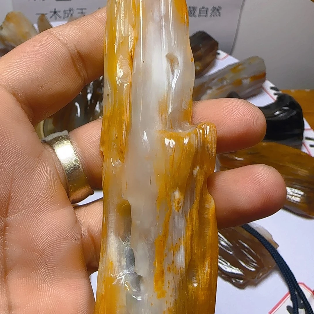 硅化玉手把未镶嵌
