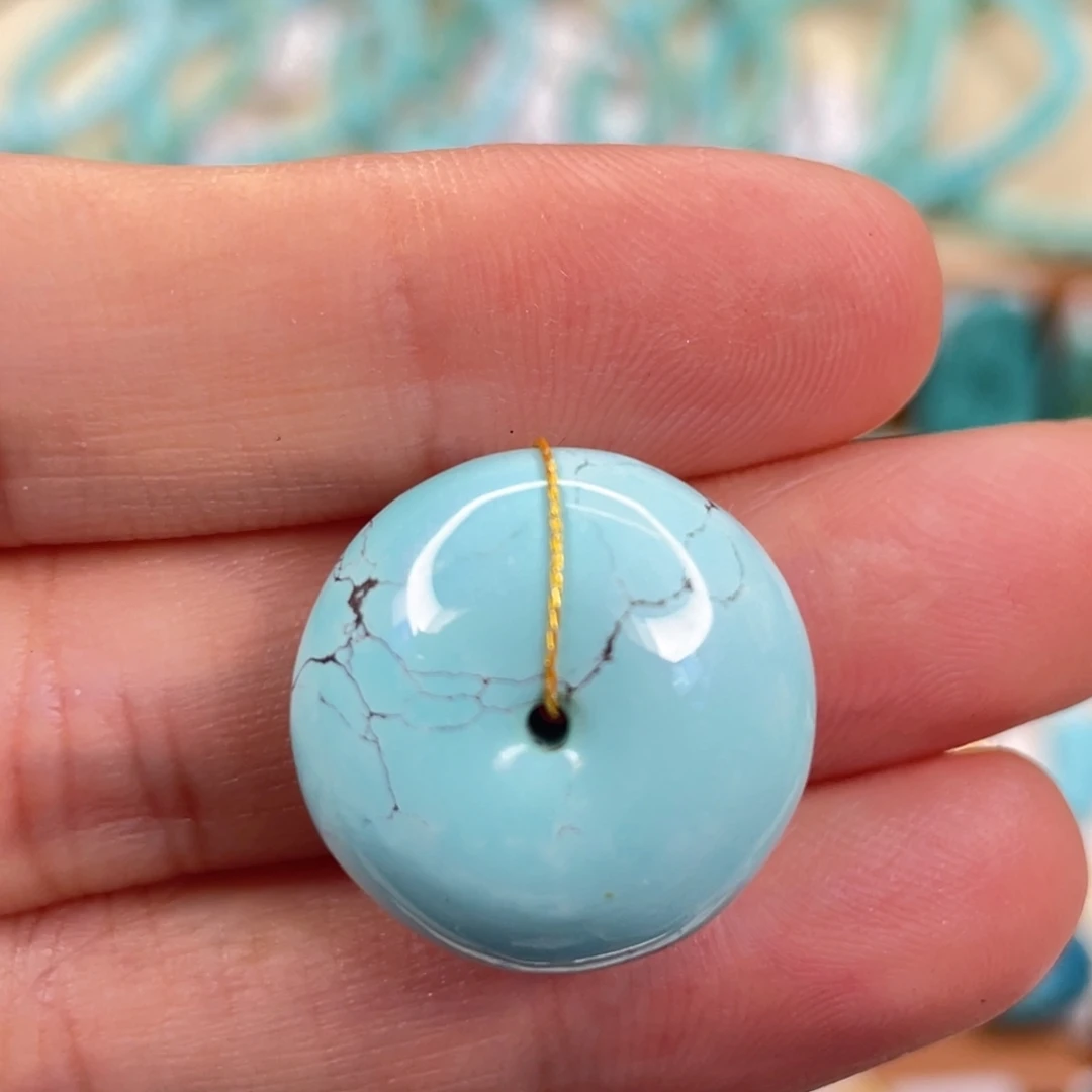 绿松石未镶嵌颈饰