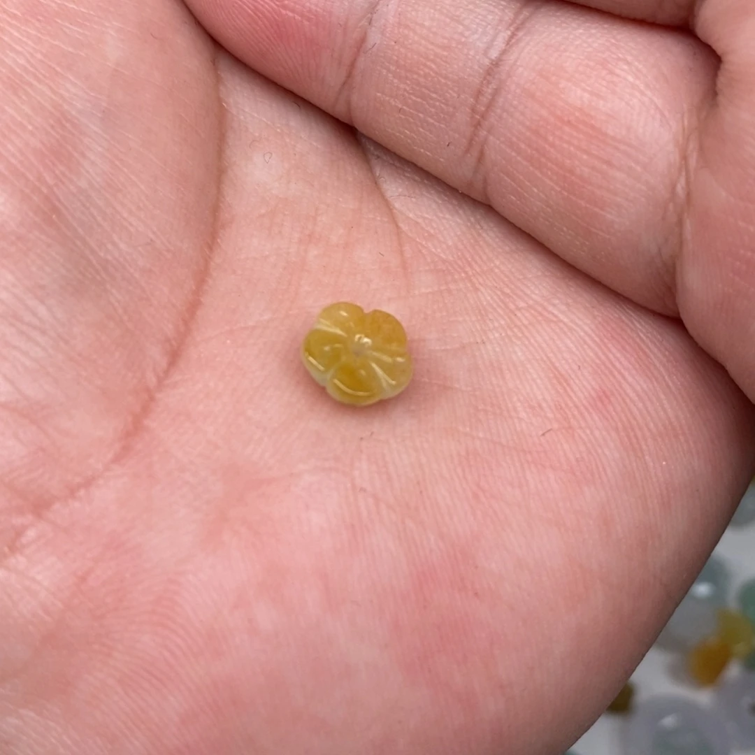 翡翠颈饰未镶嵌唯**度