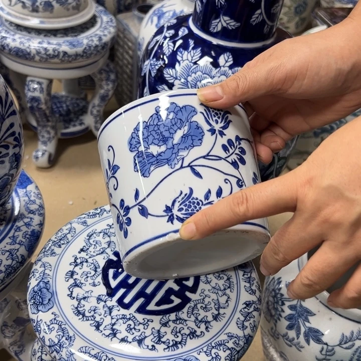 瓷片微瑕。。。。。。。。。。。。。