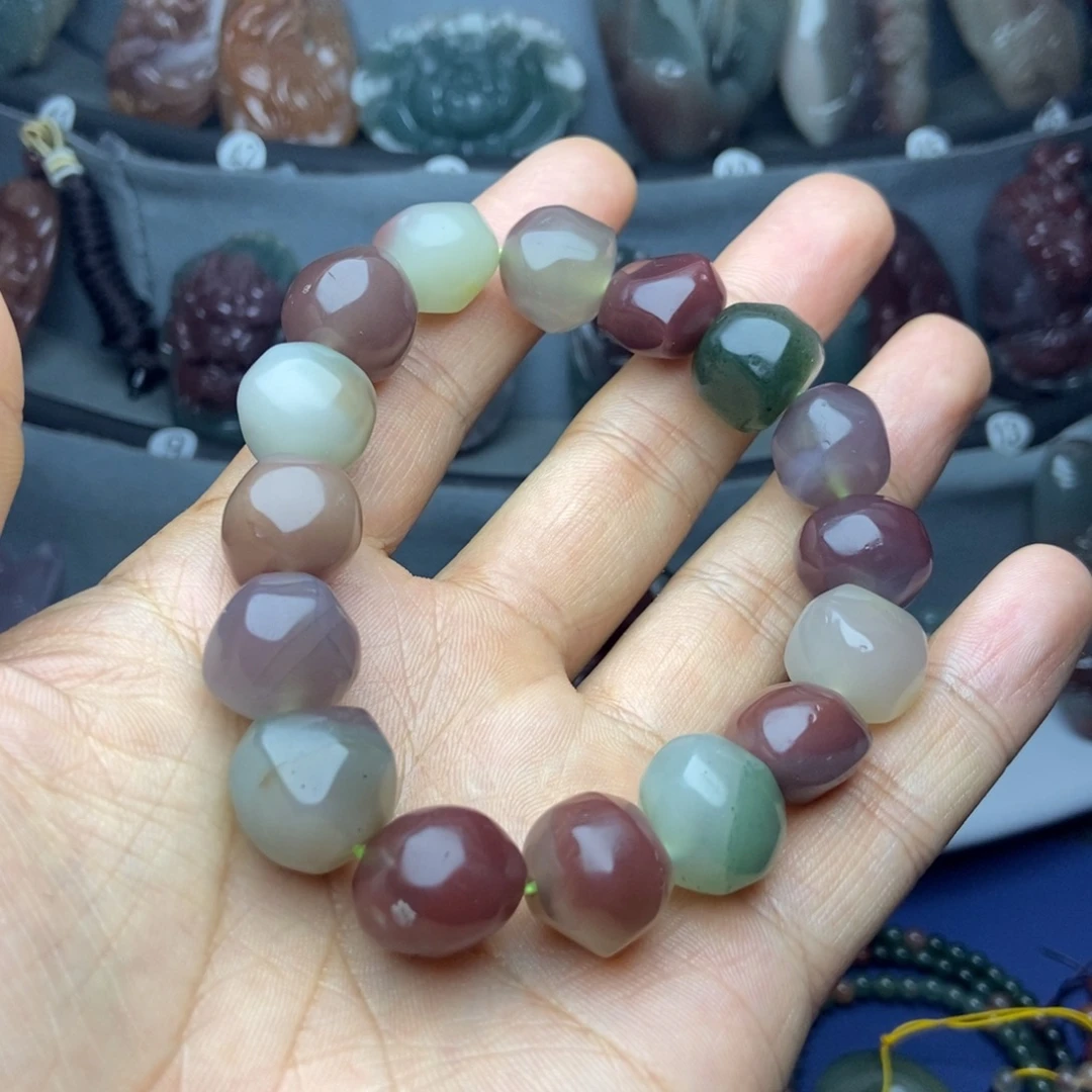 玛瑙/玉髓未镶嵌颈饰