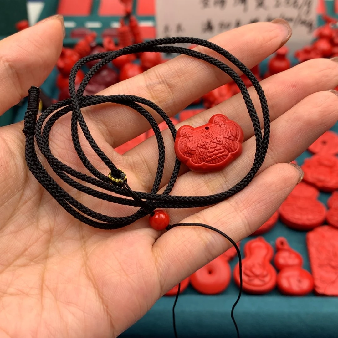 天然辰砂红砂小锁一套