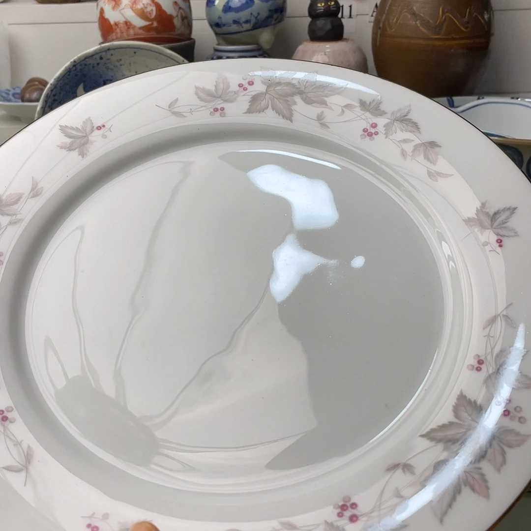 瓷片言*哈哈哈我在床下躺在你身上睡