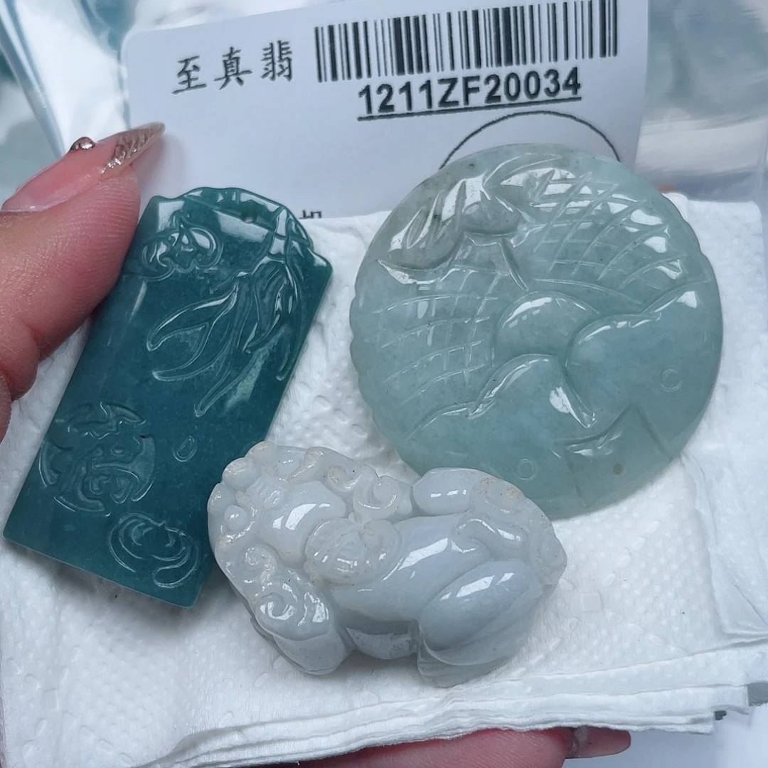 翡翠未镶嵌吊坠(不含链)