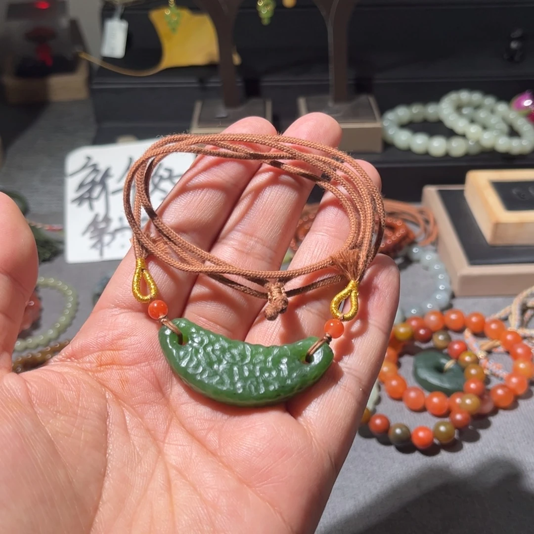 和田玉未镶嵌珠宝半成品