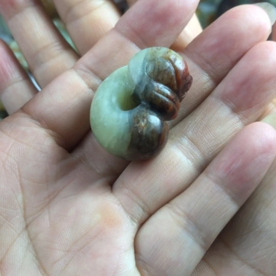 岫岩河磨玉（透闪石质玉）未镶嵌手机链