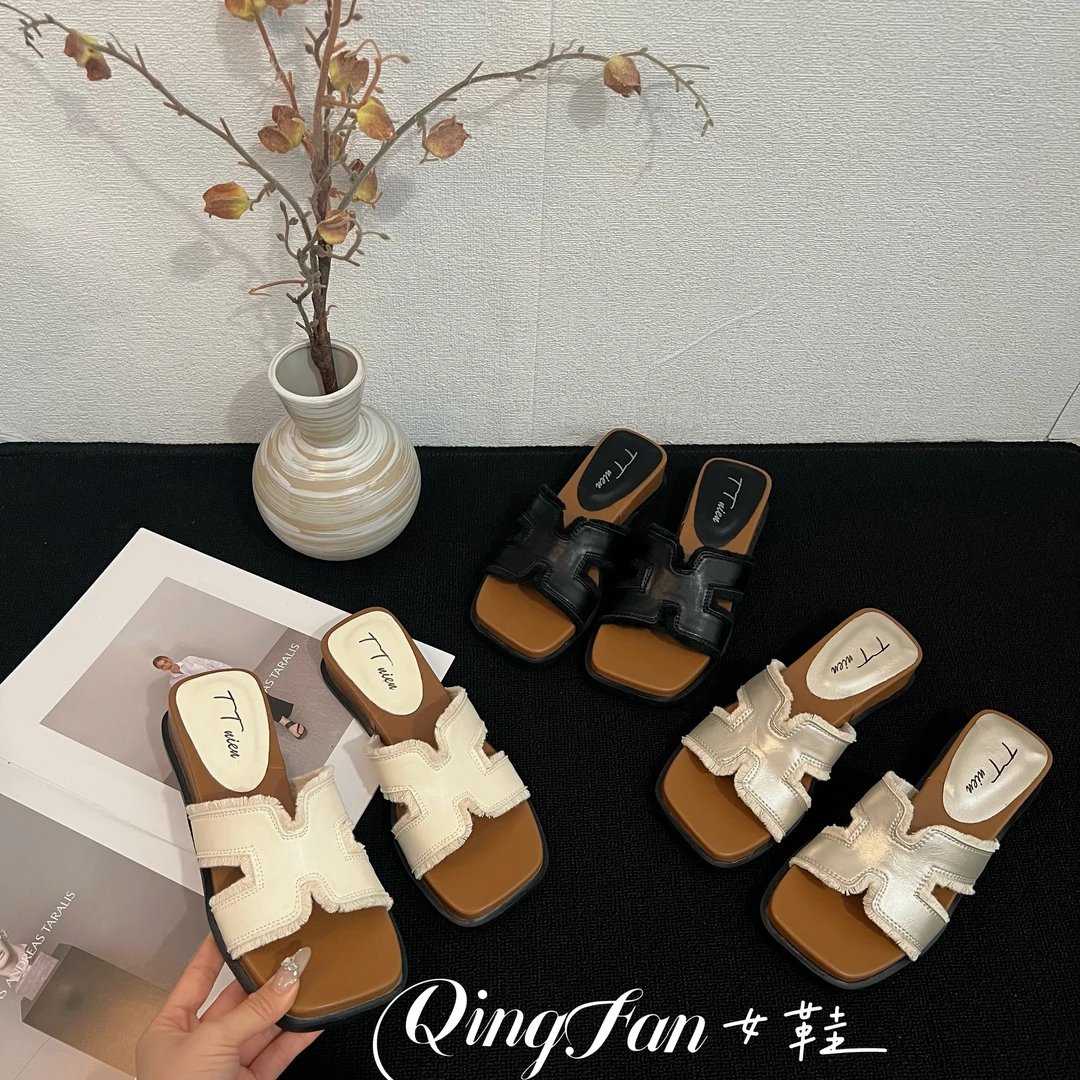 厚底增高坡跟凉拖鞋女夏外穿2025新款高级感配裙子软底沙滩一字拖