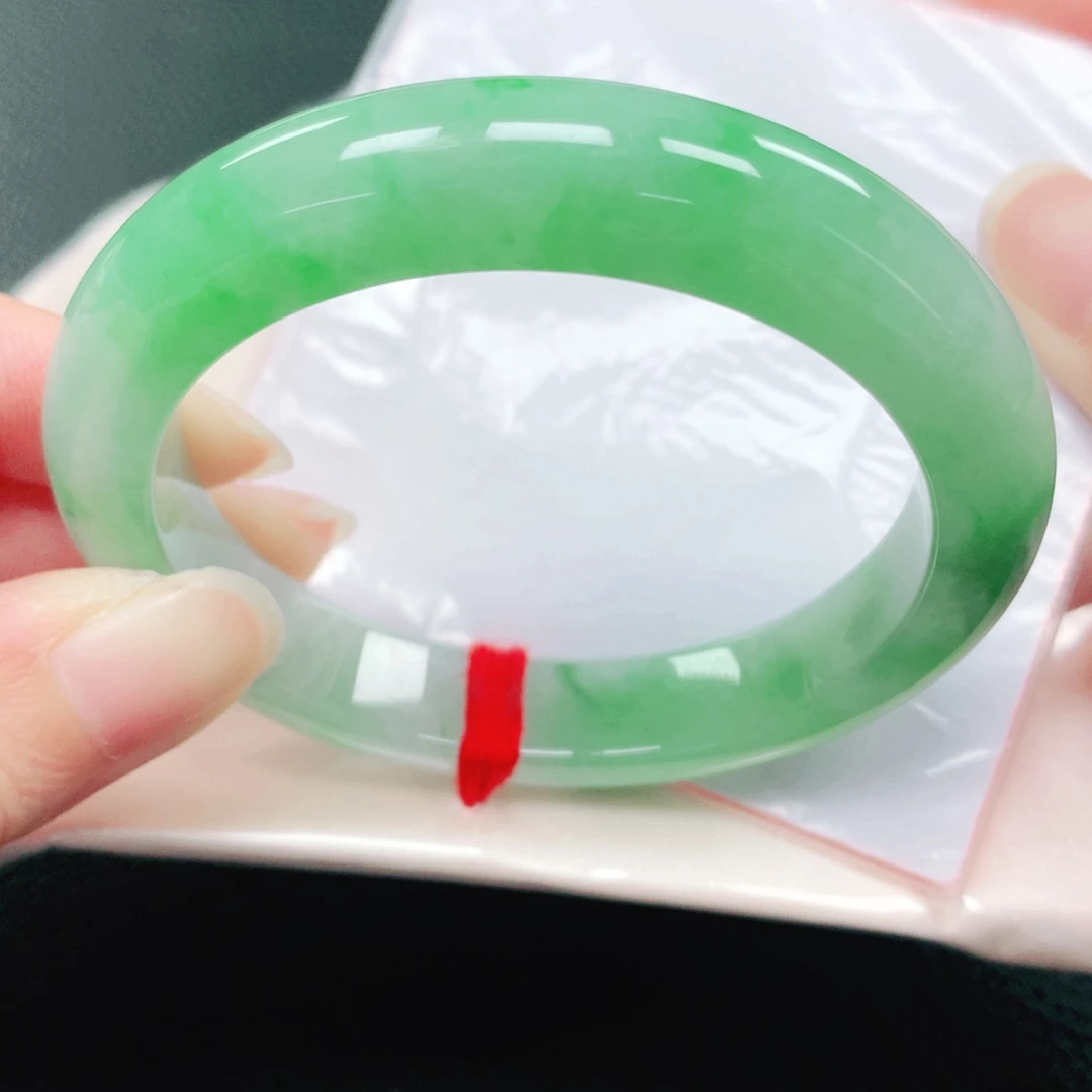 未镶嵌手镯翡翠53圈
