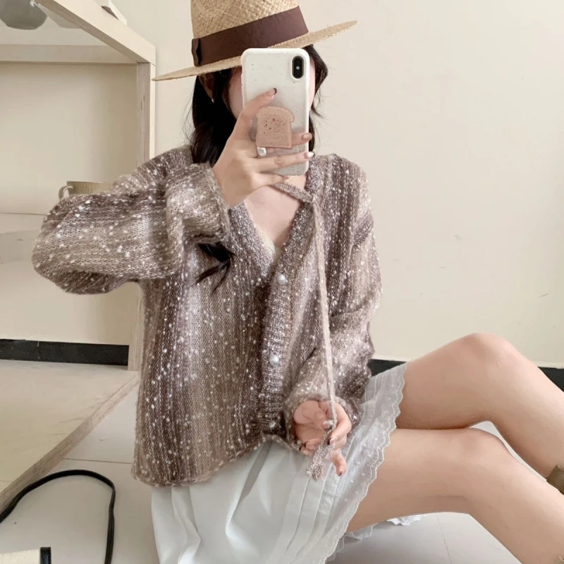 2025 秋款气质亮片长袖百搭上衣宽松新款针织开衫时尚慵懒风