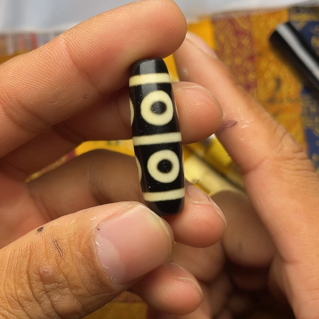 洛***洛泥塑藏传佛教文化研究