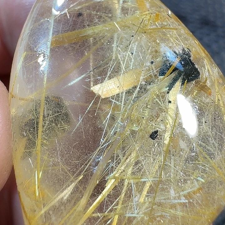 用***7未镶嵌颈饰发晶我