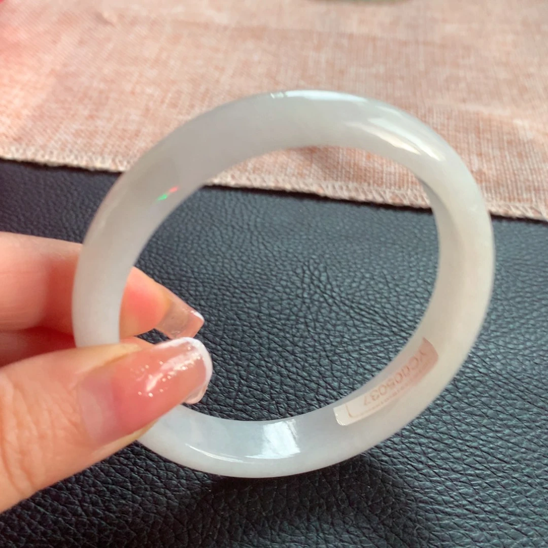 翡翠手镯未镶嵌1号