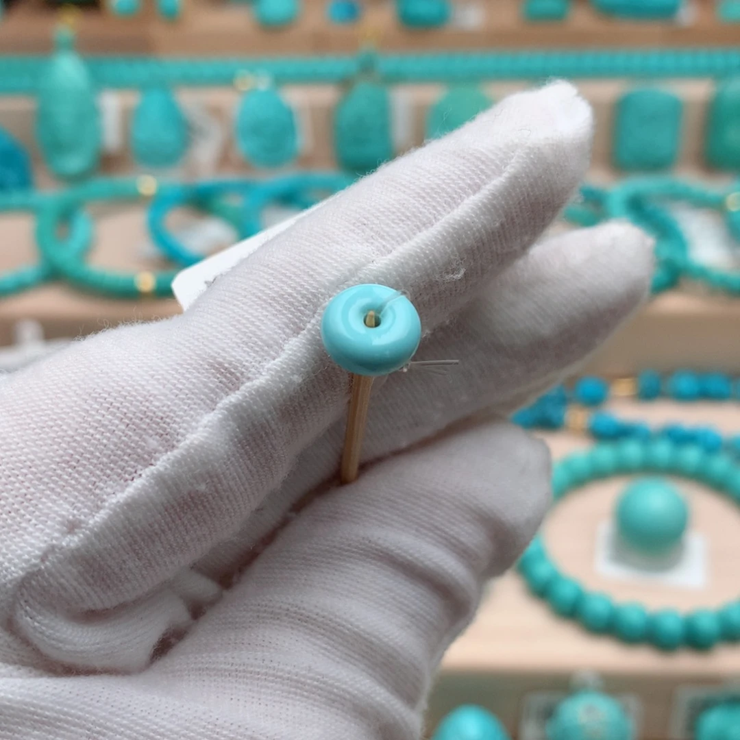 绿松石未镶嵌珠宝奇石8.2mm