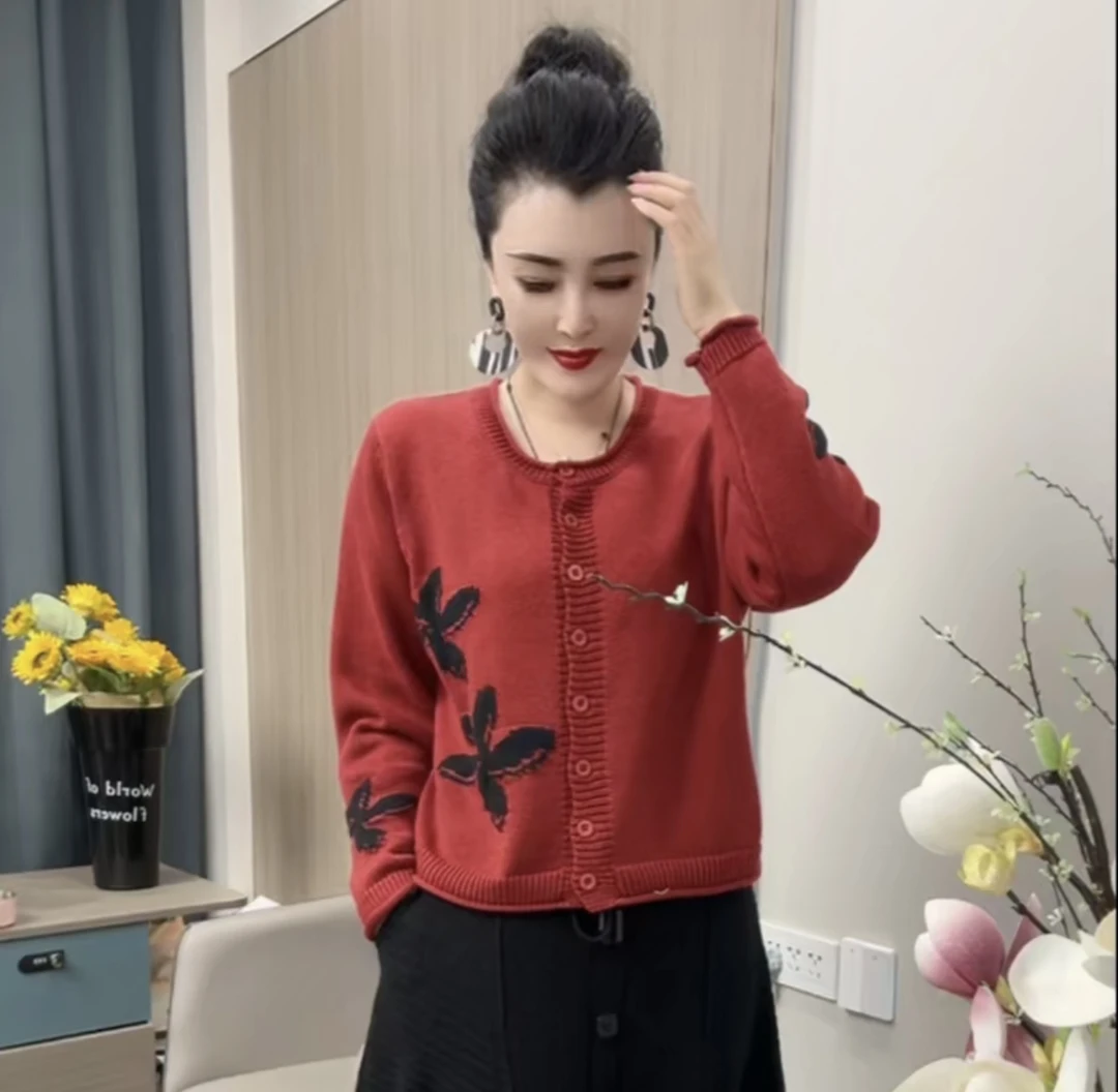 时尚织针开衫毛衣女宽松显瘦百搭气质上衣圆领网红提花长袖春季