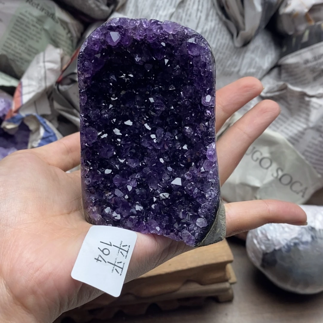 未镶嵌大型摆件（非配饰）紫晶