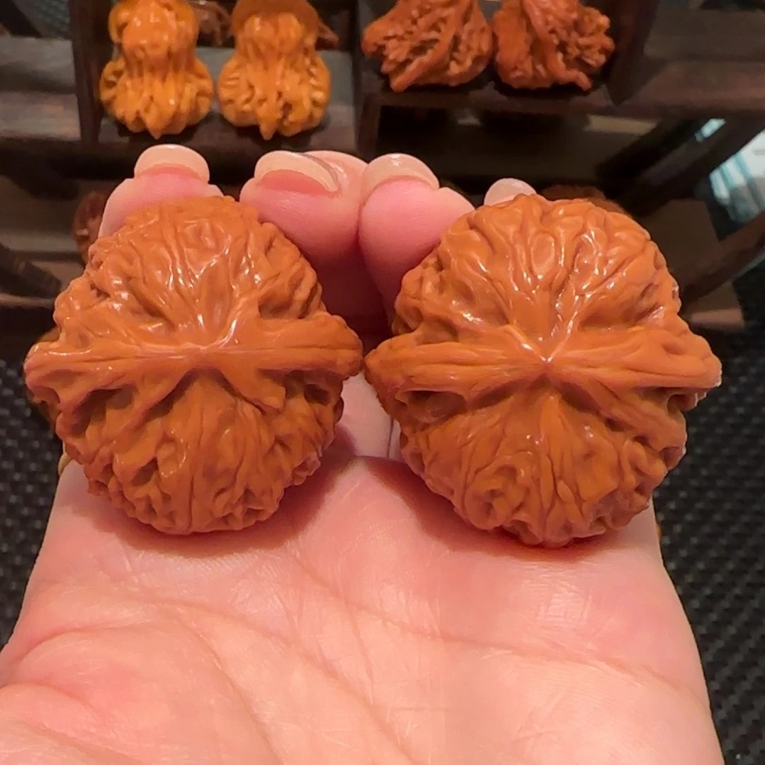 桃核把件宫灯37精品1484