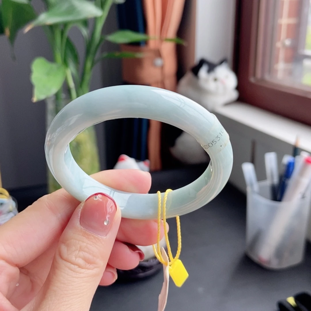 未镶嵌手镯翡翠50